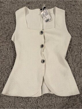Divided Tank Top